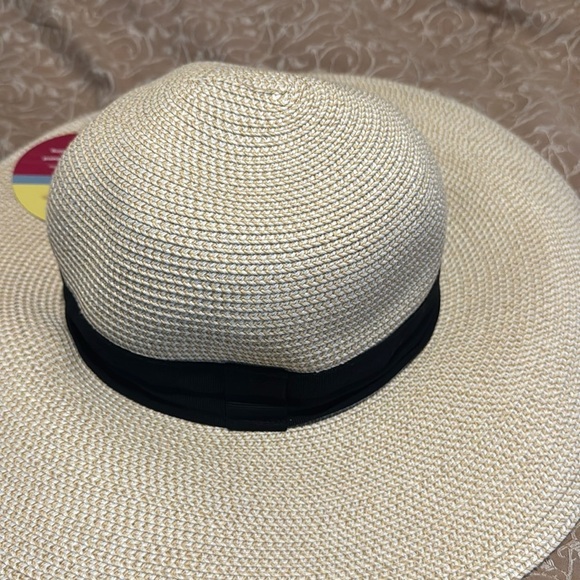 Solar Escape Woven Wide Brim UV Grasslands Hat with Chinstrap - Picture 2 of 9